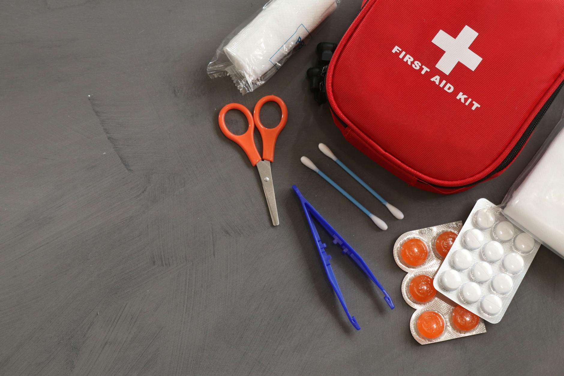 First Aid Kit Car Emergency Supplies - Car Safety Essentials 2026 Comprehensive first aid kit with essential medical supplies for car emergencies