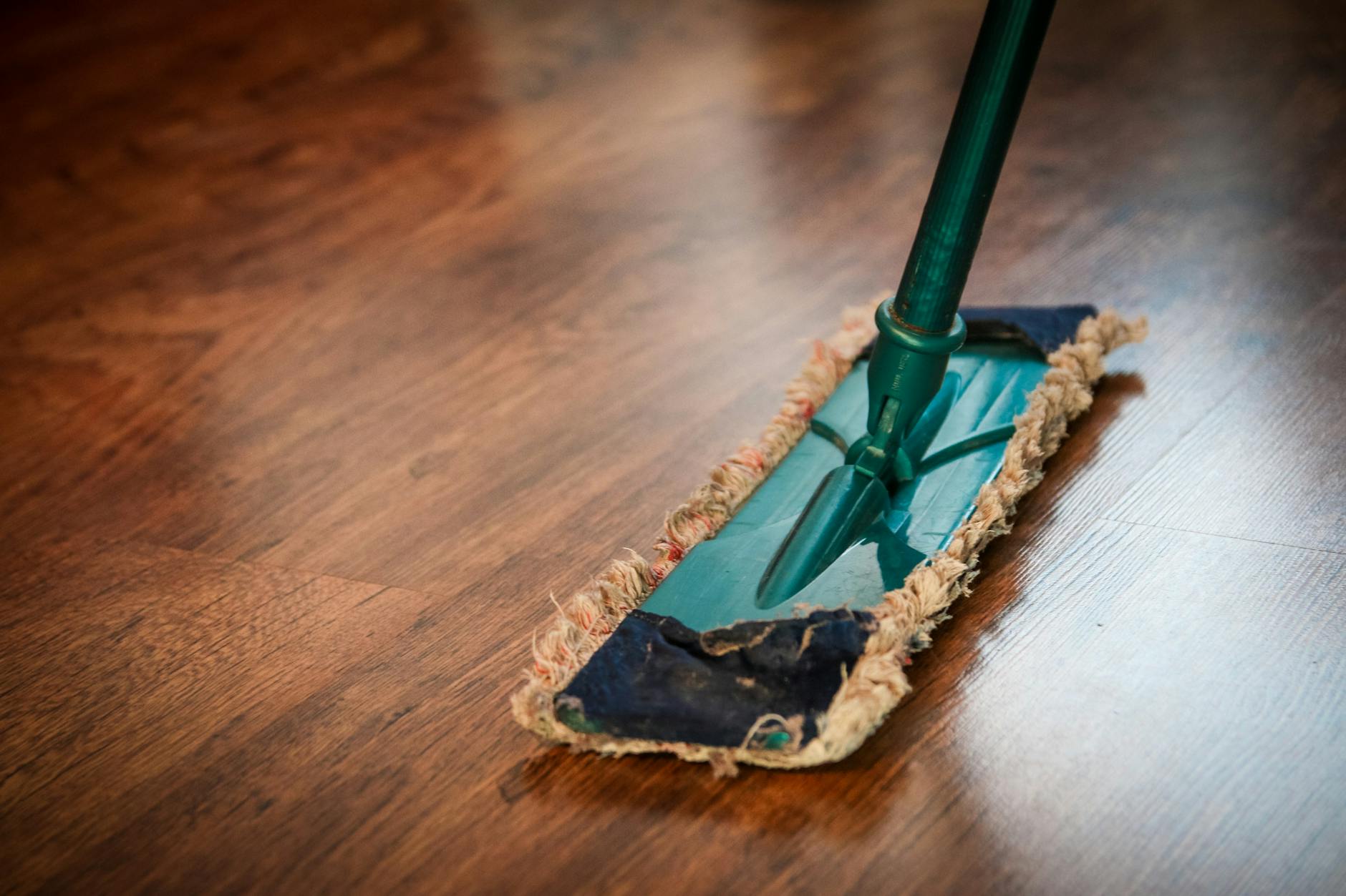 10 Cleaning Mistakes That Make Your Home Dirtier (And How to Fix Them)