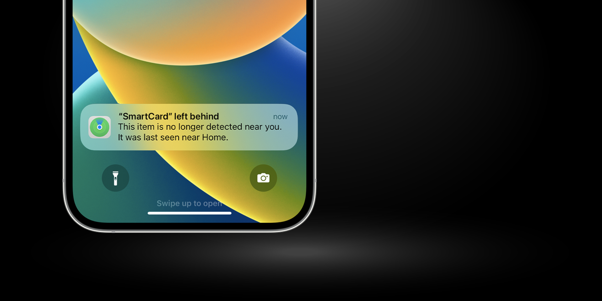 SmartCard by KeySmart — Wireless Qi Charging Demo 2026 SmartCard by KeySmart shown alongside smartphone and Qi wireless charging case