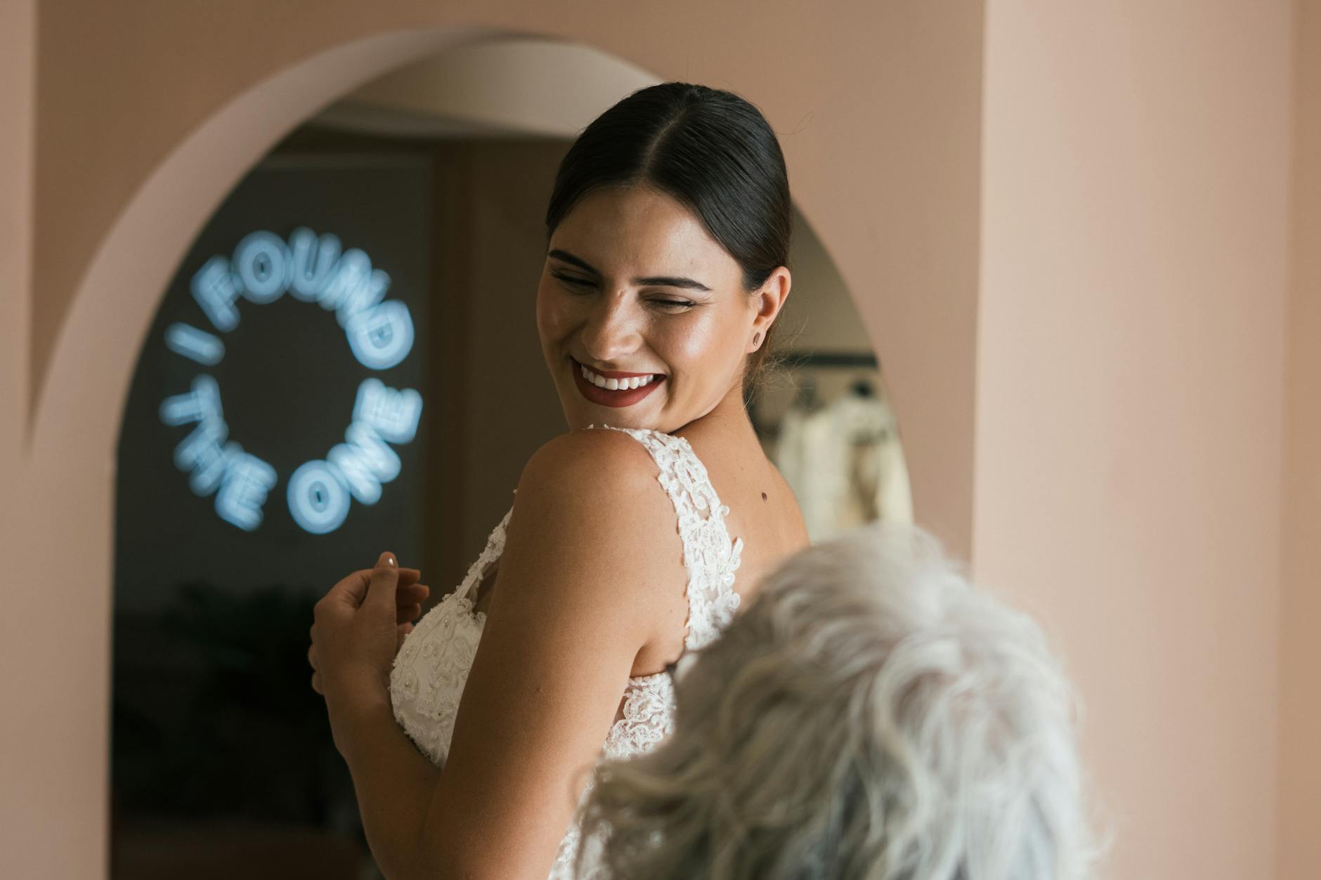 Teeth Whitening Before a Wedding or Big Event: The Complete Timeline Guide