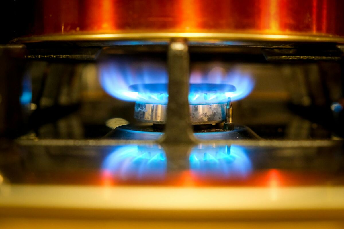Kitchen Cooking Fire Safety Guide 2026 Blue flame on a gas stove burner — kitchen fires involving cooking oil are among the most common uses for a fire blanket